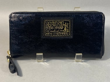 Coach Poppy Black Patent Leather Zip Around Wallet