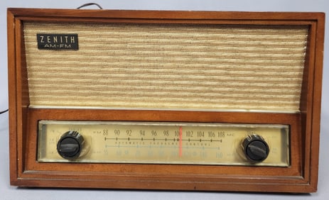 Zenith AM-FM Tube Radio, Chassis 7C05