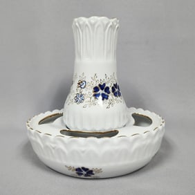 A Camina Romanian Porcelain Two-Piece Floral Arrangement Set