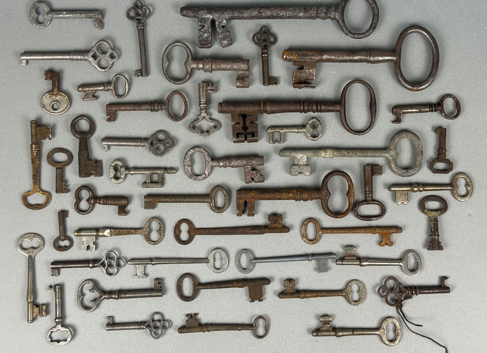 A Collection of Antique and Vintage Skeleton and Ward Keys (1 of 8)
