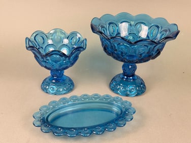 Three Pieces of LE Smith Moon and Stars Blue Pressed Glass, comprising two Compotes and an Oval Dish