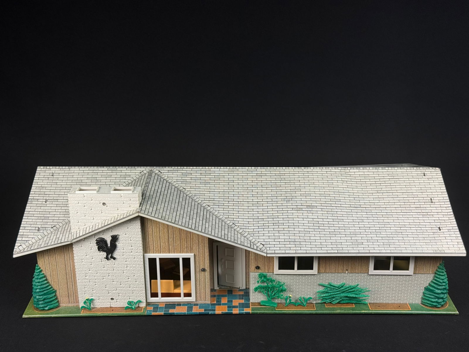 Marx Mid-Century Modern 'Rooster Ranch' Dollhouse with Furnishings (1 of 10)
