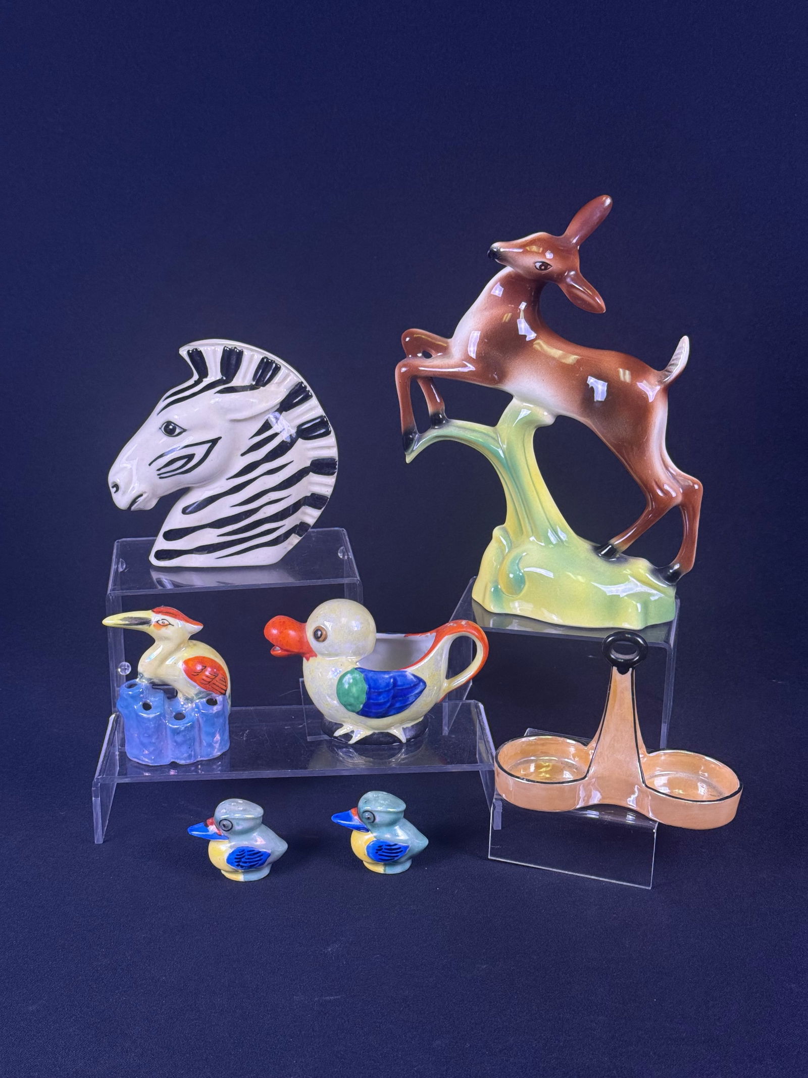 A Collection of Six Mid-20th Century Japanese Glazed Ceramic Decorative Items (1 of 8)