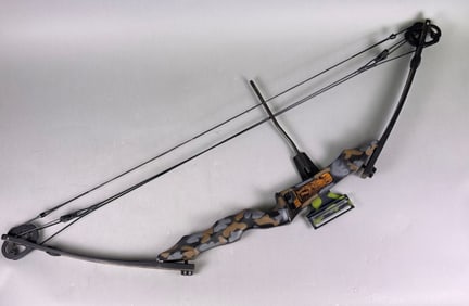 A Martin Lynx Magnum Left-Hand Compound Bow with Arrows, Quiver, and Case