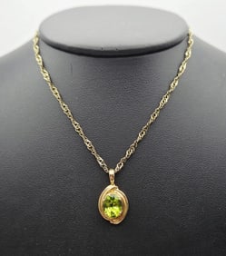 14K Gold Peridot Necklace 5.0 Grams
