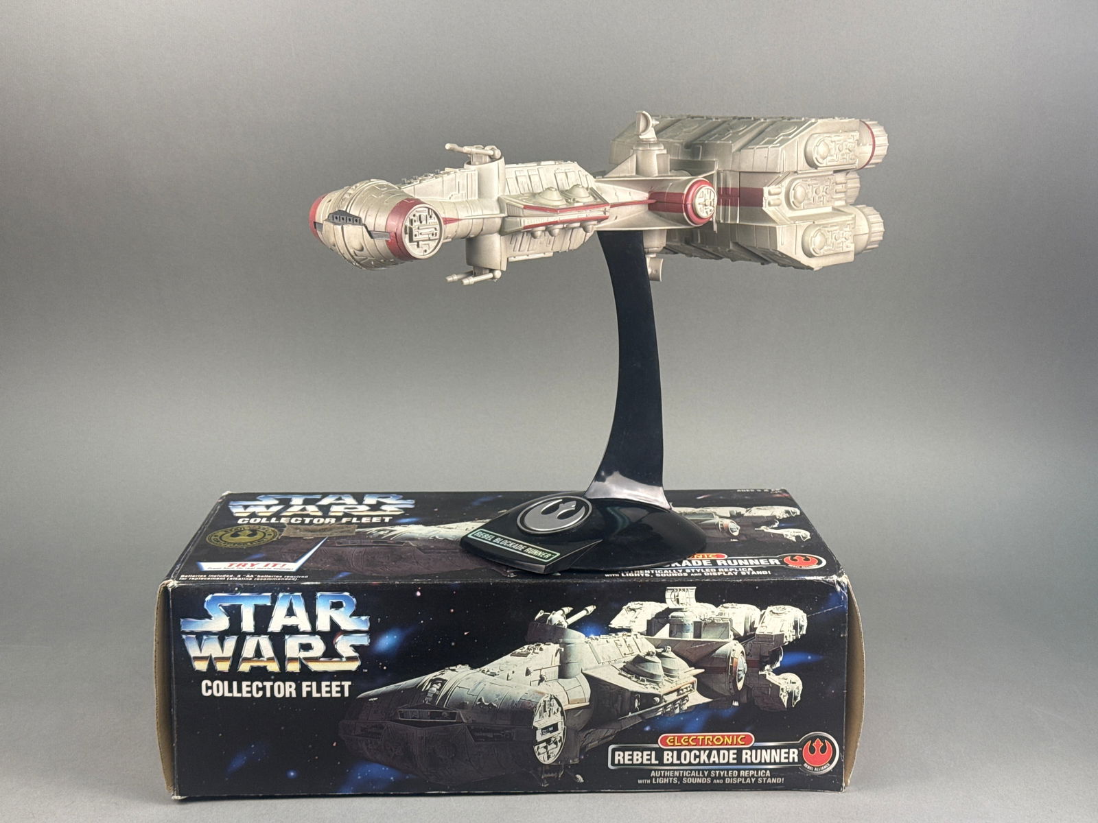 Kenner Star Wars Collector Fleet Electronic Rebel Blockade Runner, 1996 (1 of 8)