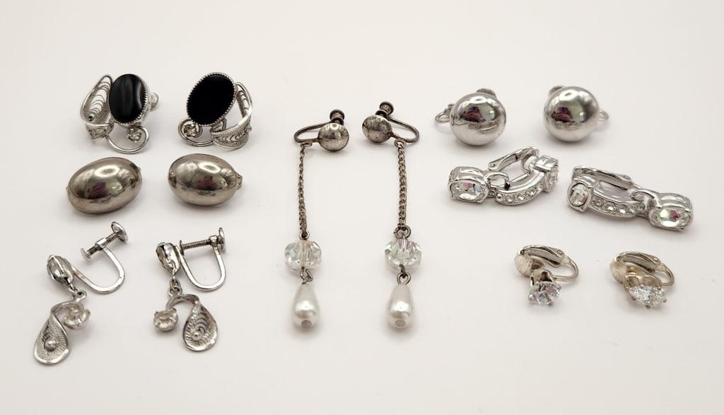 Assorted Sterling Silver Earrings 22.9 Grams (1 of 20)