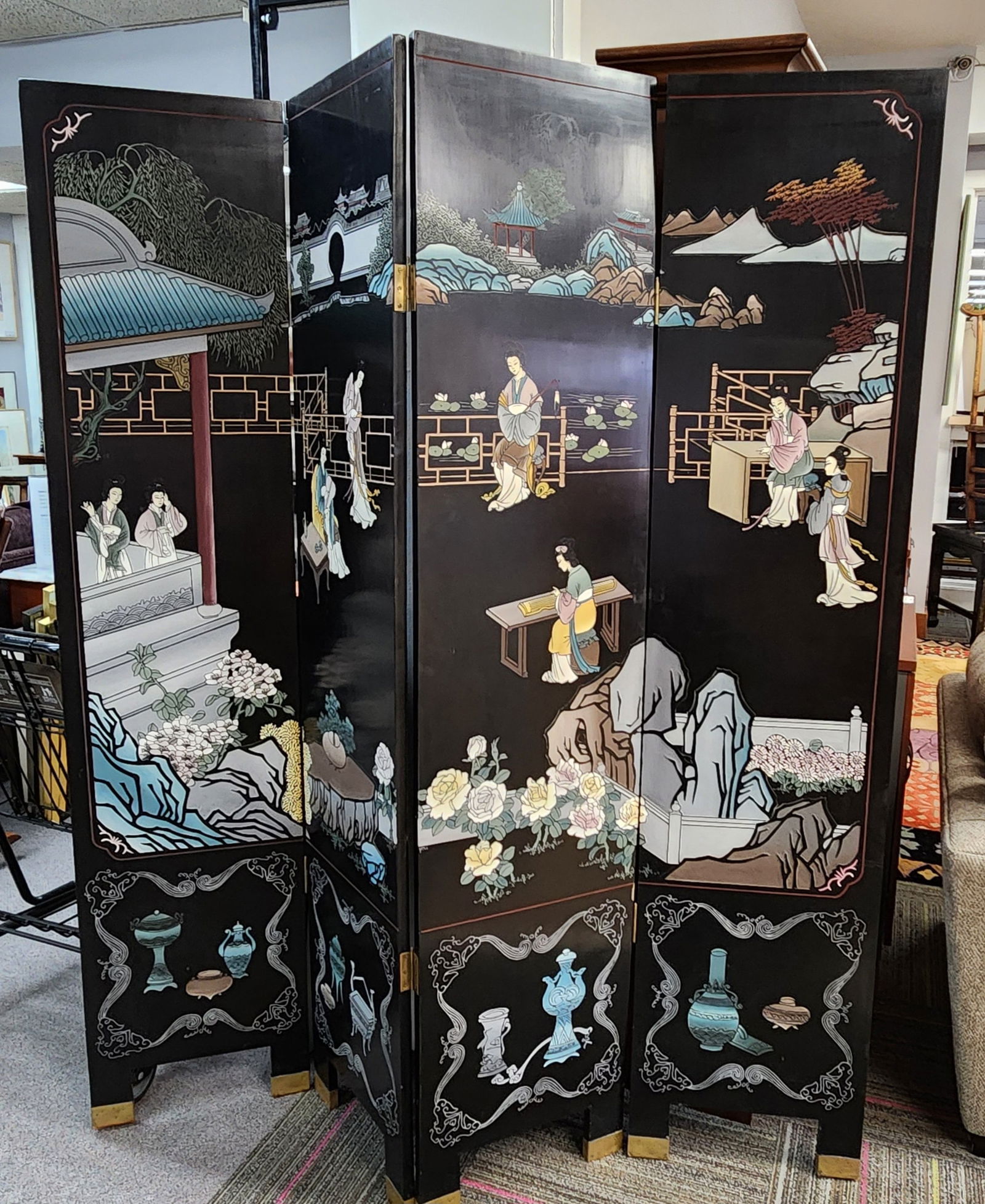 A Chinese Four-Panel Coromandel Room Divider Screen (1 of 15)