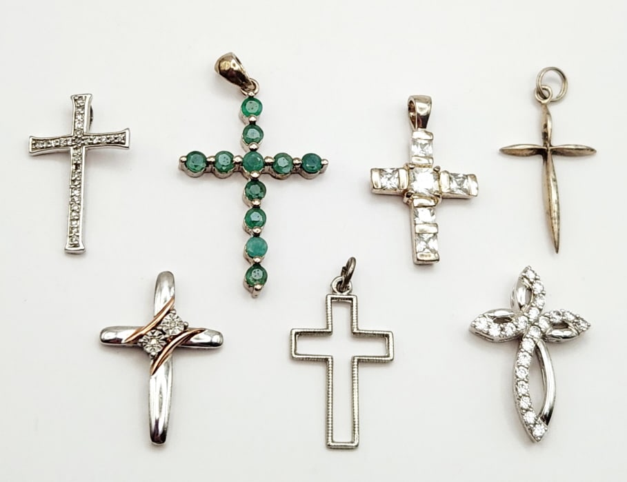 925 Sterling Crosses 10.1 Grams (1 of 7)