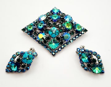 Vintage Blue Green Aurora Borealis Rhinestone