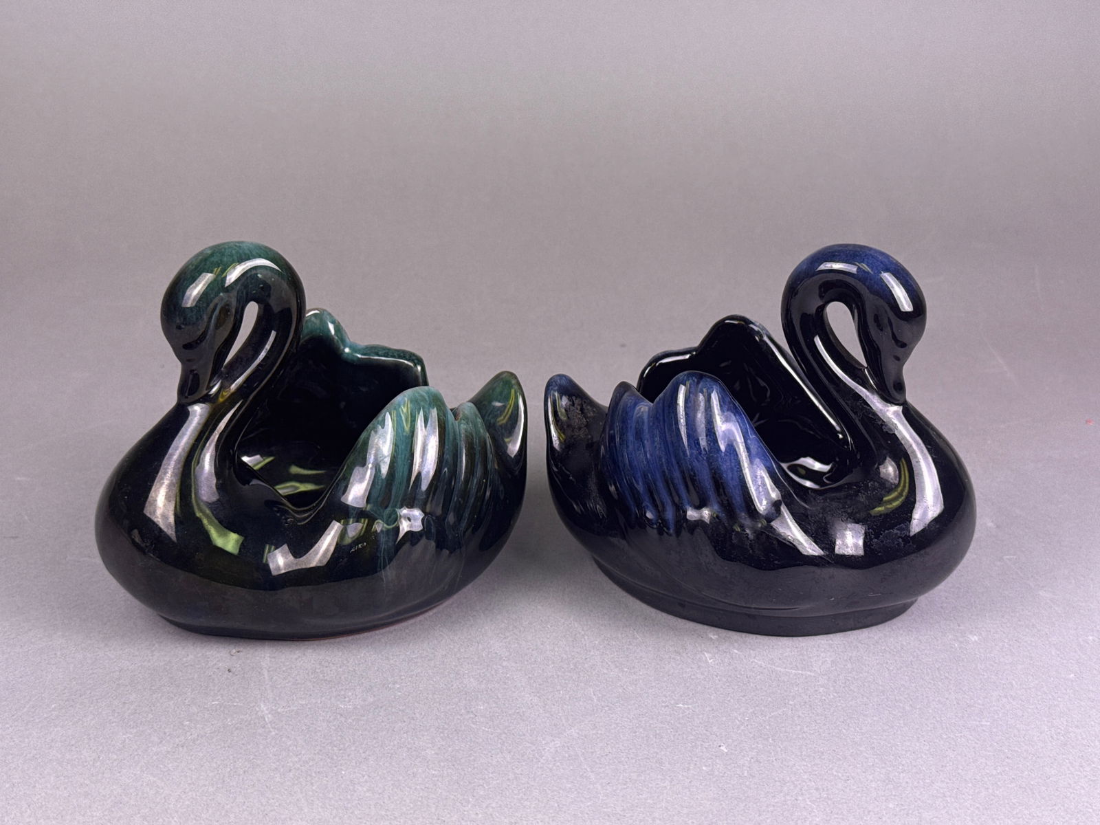 A Pair of Vintage Ceramic Swan-Form Planters (1 of 5)