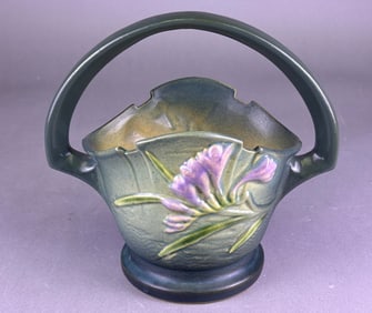 Roseville Freesia Green Handled Basket, Model 391-8