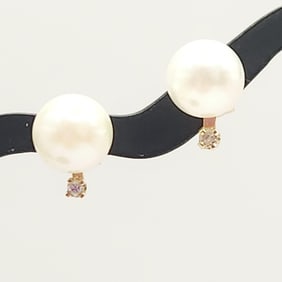 14K Gold Pearl & Diamond Earrings 1.2 Grams
