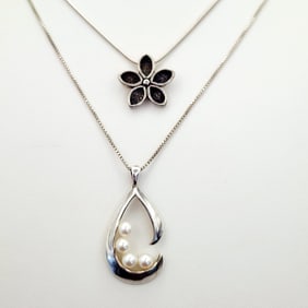 Sterling Silver Necklaces 10.9 Grams