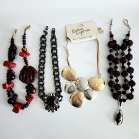 Assorted Costume Necklaces Inc Erica Lyons