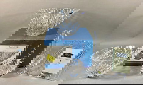 A Collection of Marquis by Waterford Crystal, Including a Rainfall Collection 10' Bowl