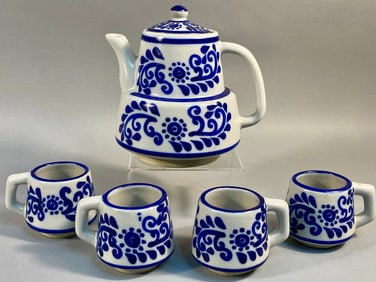 A Set of Five Talavera Pottery Blue and White Hand-Painted Ceramic Tea/Chocolate Set