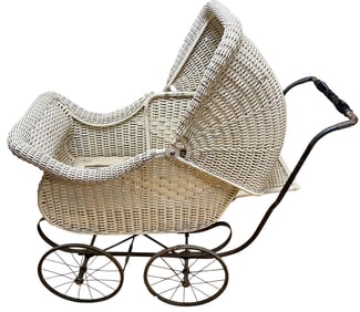 Antique Heywood Wakefield Wicker Baby Carriage, circa 1910-1925