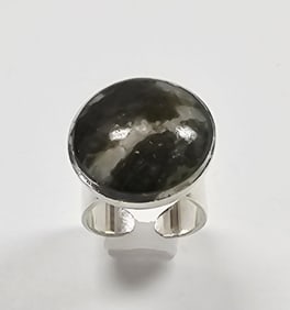 Sterling Silver Labradorite Ring 12.2 Grams