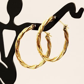 14K Yellow Gold Earrings 1.0 Gram