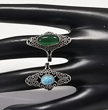 Pair of Vintage Beau Sterling Silver Stone Rings: Rings weigh 6.6 Grams total Both rings are adjustable