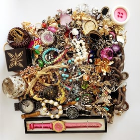 Mystery Grab Bag Lot What Will You Find???