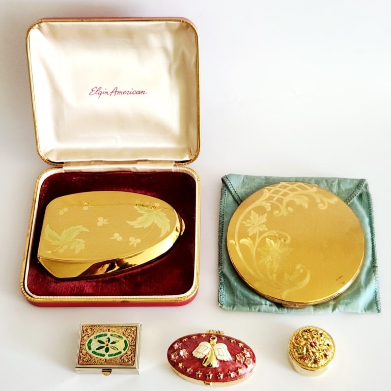 Vintage Elgin American Compacts & Trinket Boxes (1 of 13)