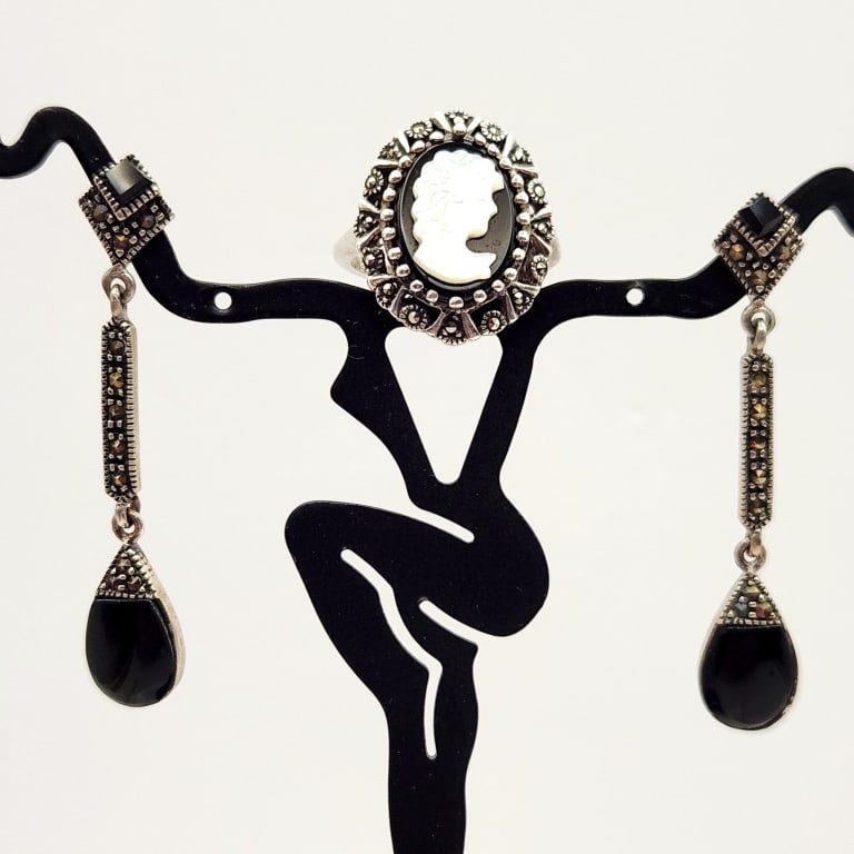 925 Sterling Ring & Earrings 11.5 Grams (1 of 10)