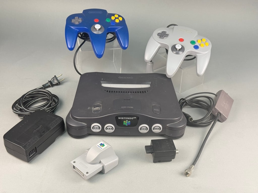 Nintendo 64 Console System with Two Controllers an (1 of 12)