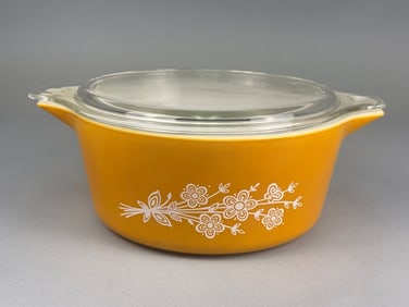 Pyrex 'Butterfly Gold' 475-B Oval Casserole Dish w
