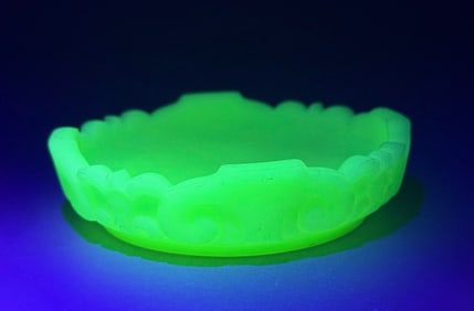 Fenton Uranium Custard Satin Glass Water Lily Bowl