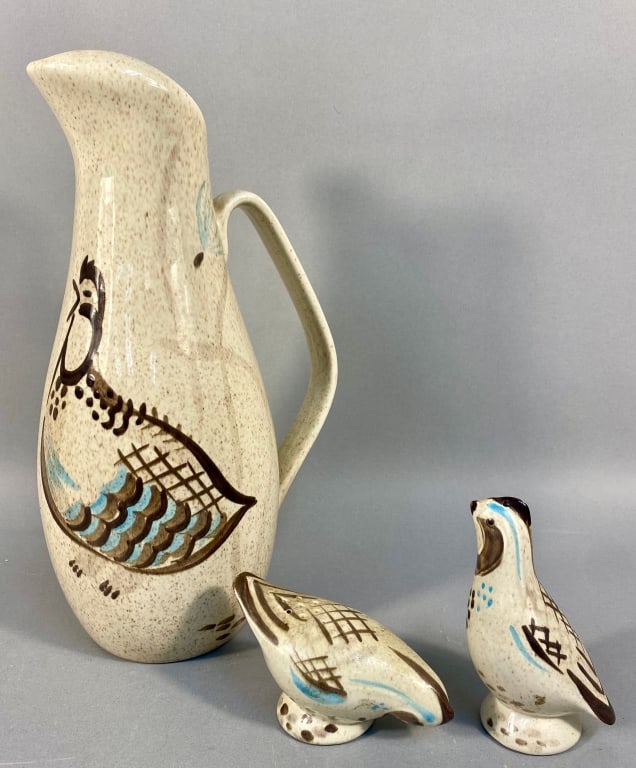A Red Wing Pottery 'Bob White Quail' Pitcher and P (1 of 6)