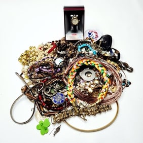 Mystery Grab Bag Lot What Will You Find??? #2