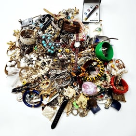 Mystery Grab Bag Lot What Will You Find??? #5