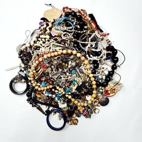 Mystery Grab Bag Lot What Will You Find??? #6