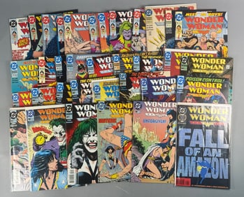 A Collection of 33 DC Comics Wonder Woman Volume 2 Issues #63-100