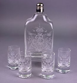 A Glass Decanter and Four Shot Glasses, 'Handwerkskunst in Glas Salzburg', with Etched Floral and
