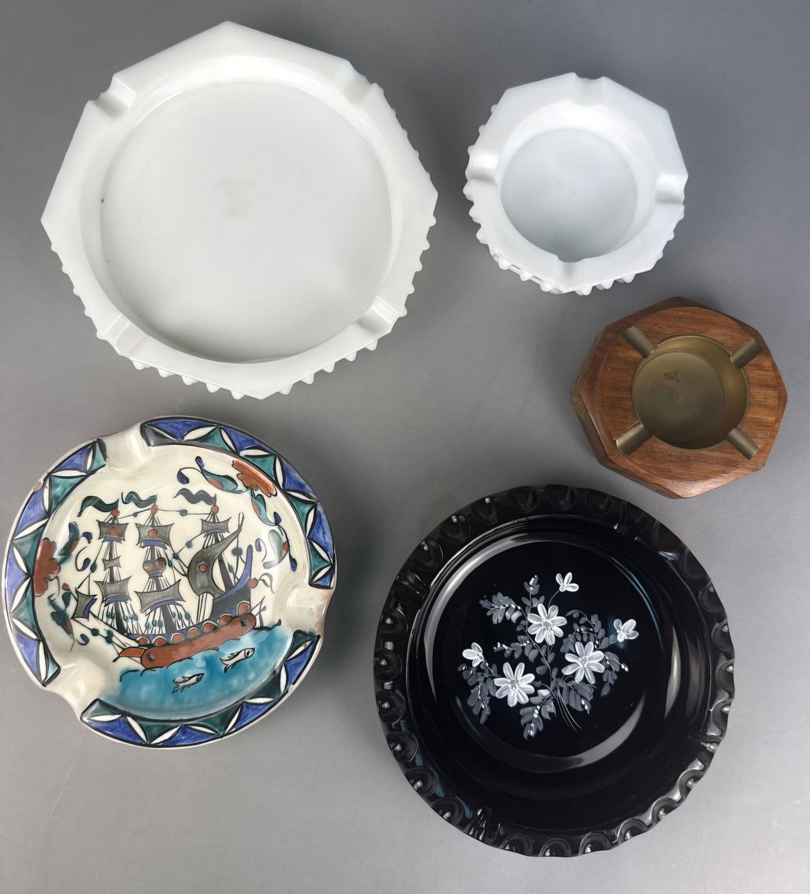 A Group of Five Ashtrays, including a Fenton Art Glass Black Ebony Hand-Painted Ashtray (1 of 7)