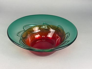 Italian Murano Style Red-Green Uranium Art Glass Centerpiece Bowl, circa 1950s-1960s