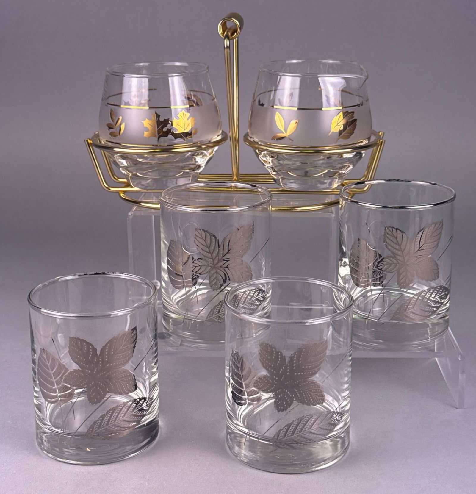 A Six-Piece Mid-Century Modern Leaf-Decorated Glassware Set with Caddy (1 of 5)