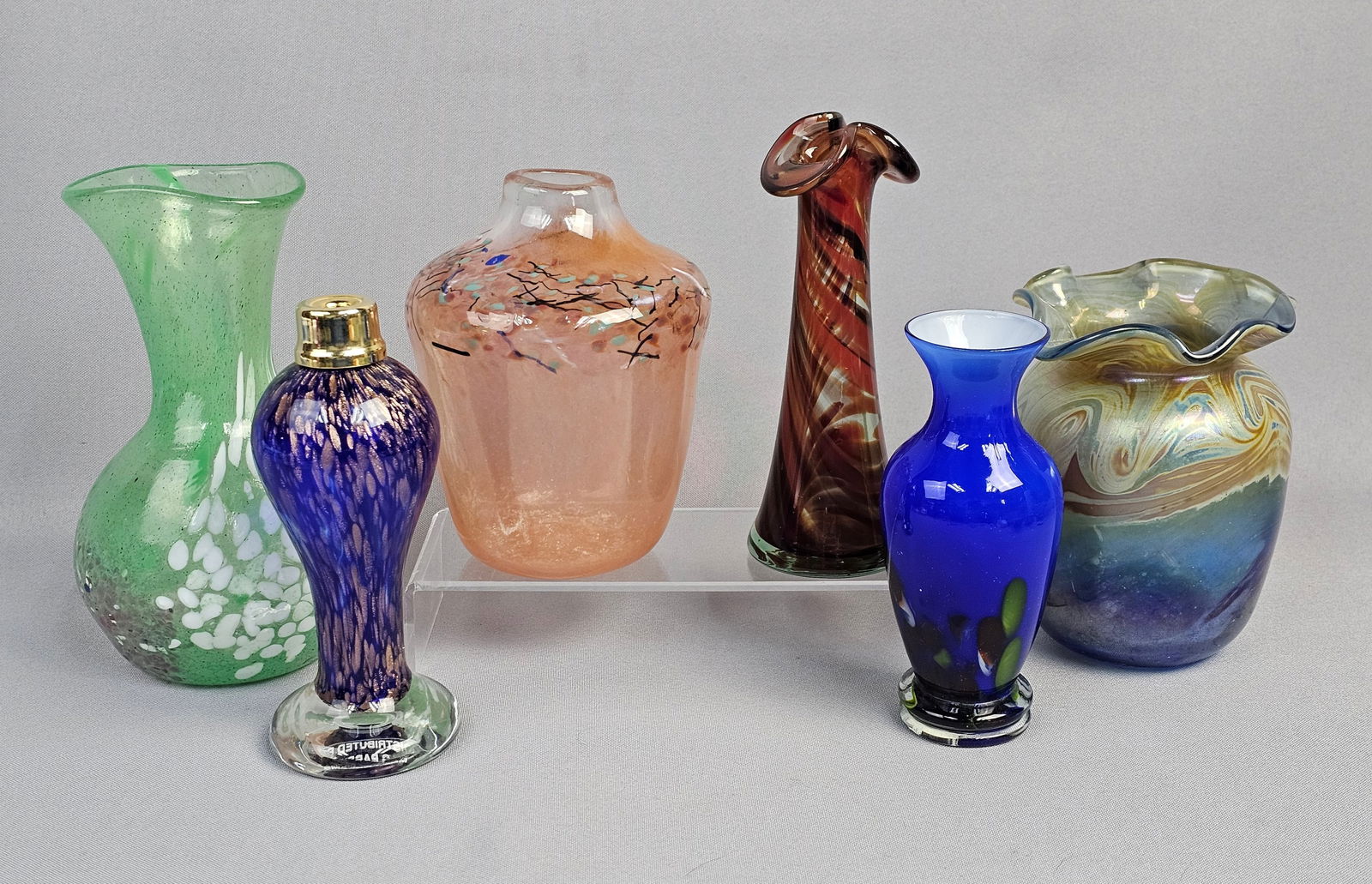 A Collection of Six Contemporary Art Glass Vessels (1 of 16)