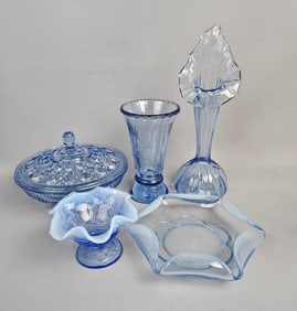 A Collection of Five Blue Pressed and Art Glass Items Inc Ruffled Rimmed Fenton Dish