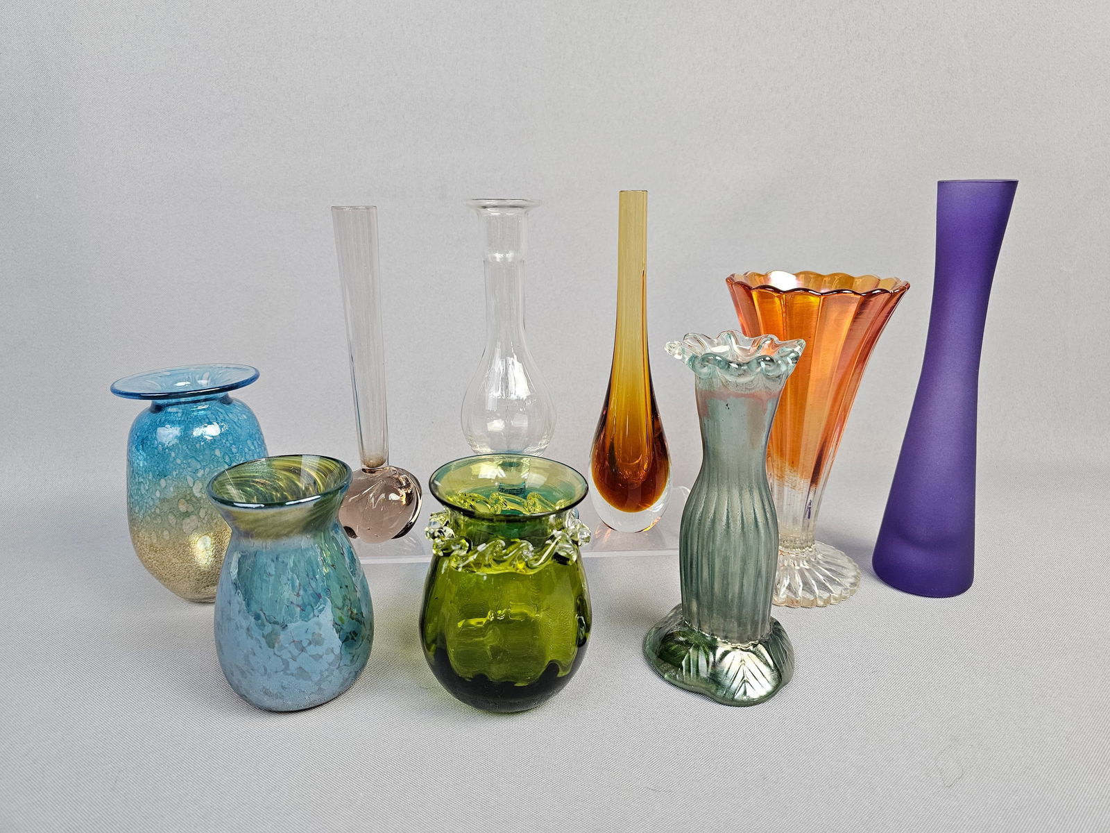 A Collection of Assorted Decorative Glass Vases, including a Pilgrim Green Hand Blown Vase with (1 of 17)