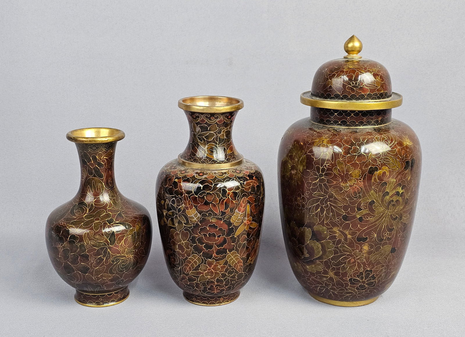 A Trio of Chinese JINGFA Cloisonn?© Enamel Vessels, Vases and Lidded Jar (1 of 14)