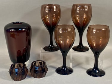A Collection of 7 Libbey Amethyst Ombr?© Glassware Items including Four Goblets and a Sommerso