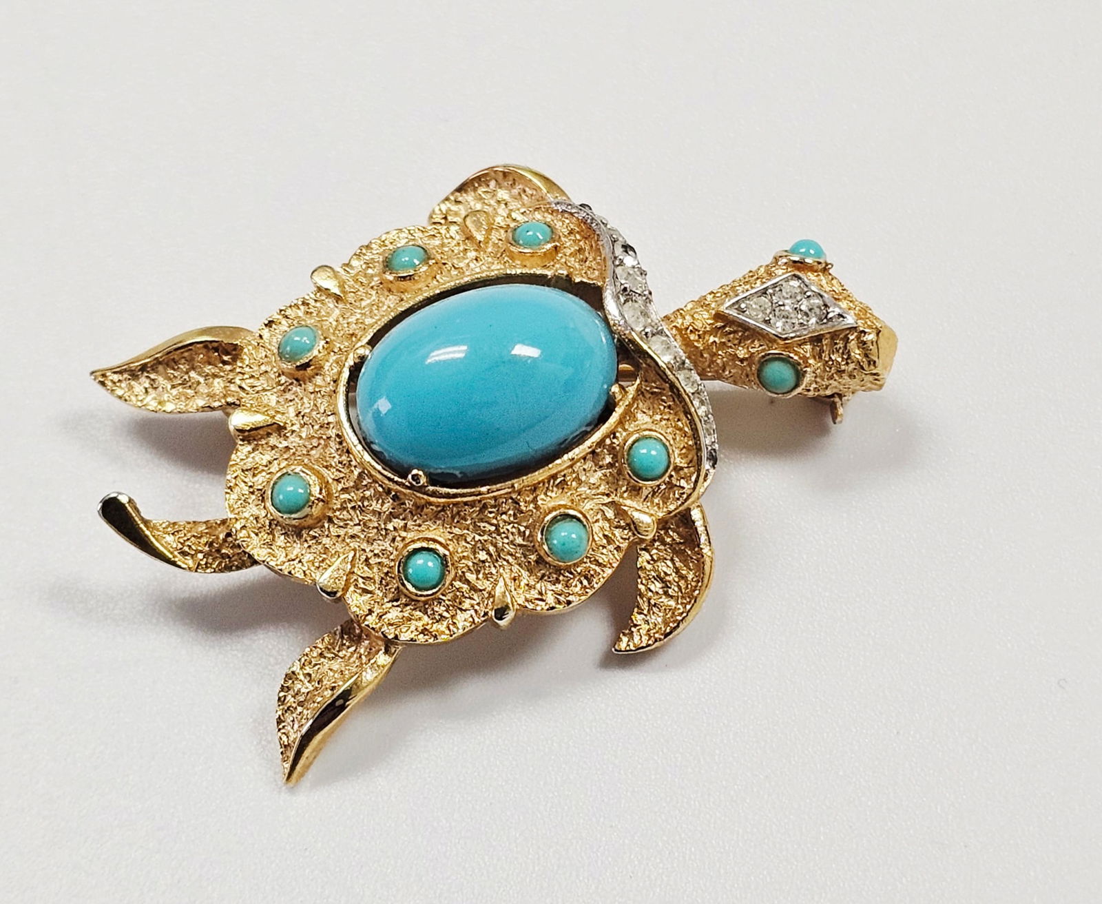 Trifari Turquoise and Rhinestone Turtle Brooch (1 of 6)