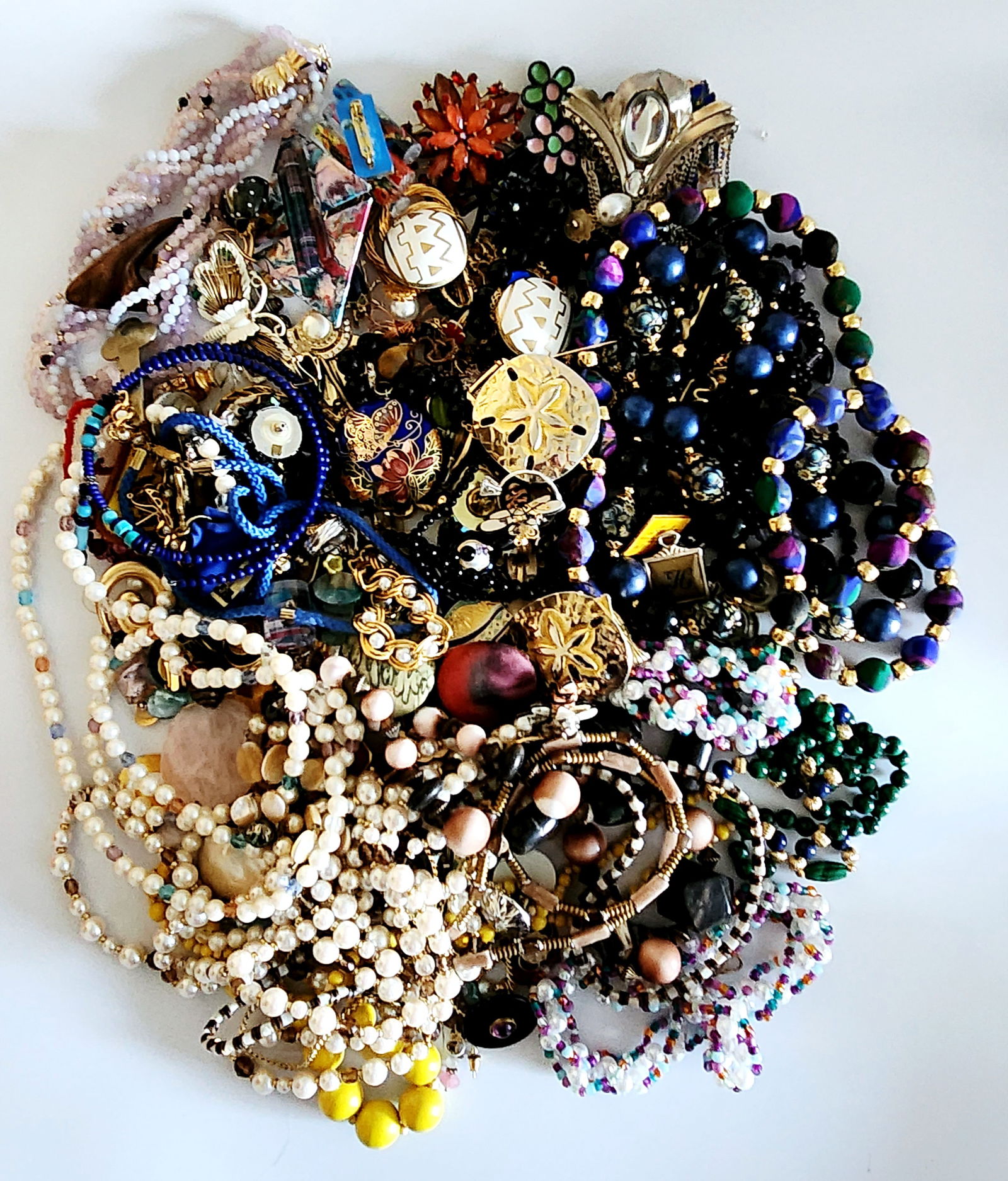 Mystery Grab Bag What Will You Find??? (1 of 8)