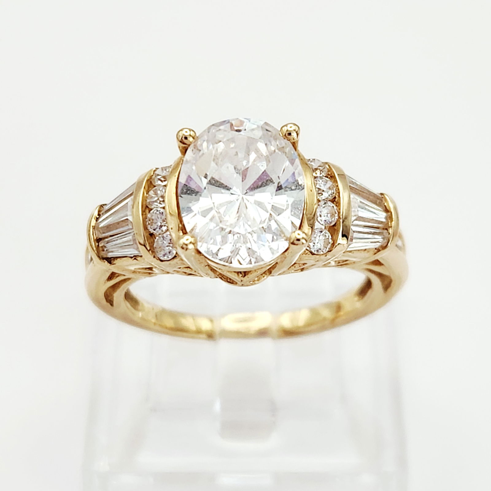 14k Gold CZ Ring 4.2 Grams (1 of 7)