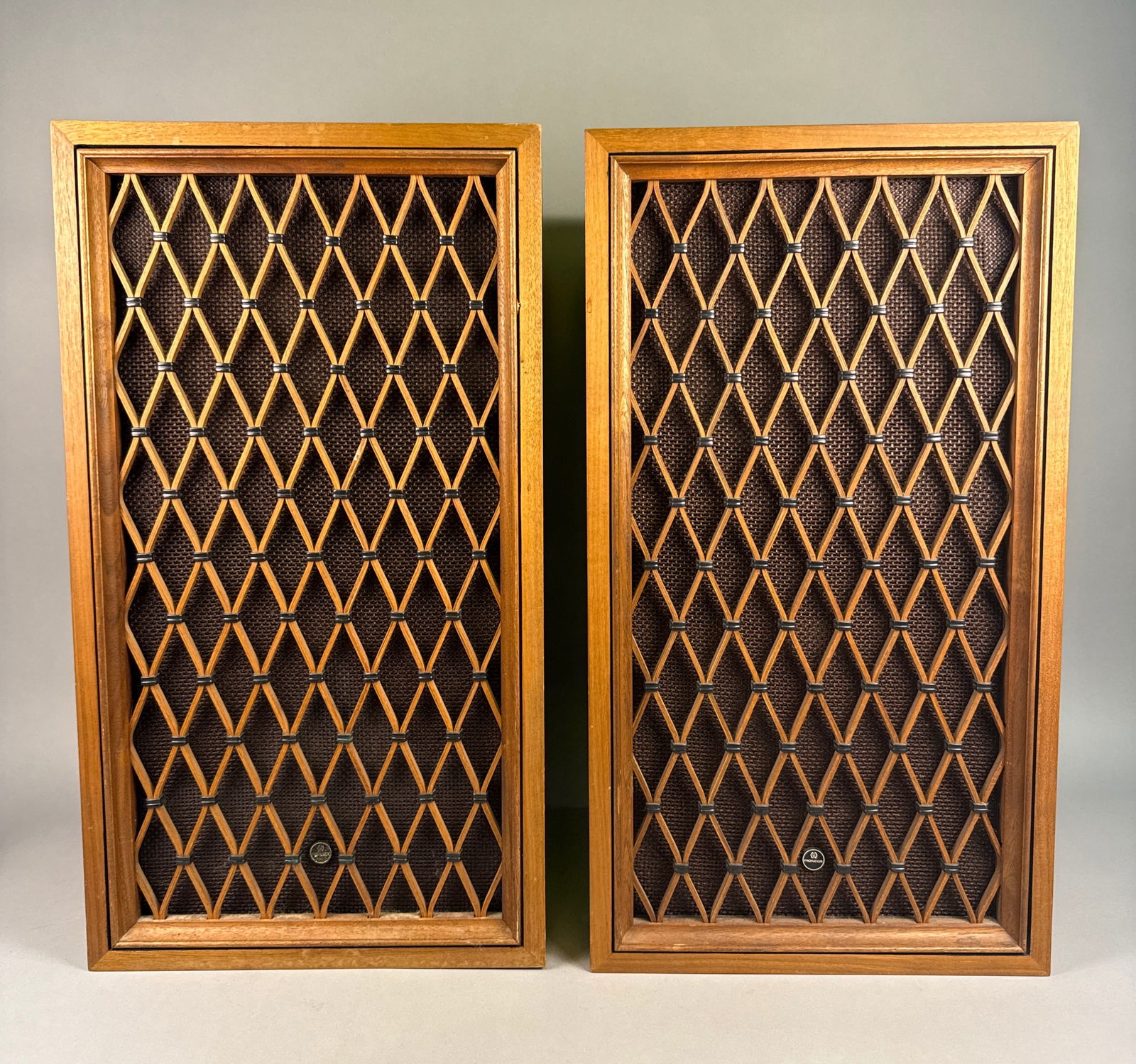 A Pair of Pioneer Model CS-66 Stereo Loudspeakers (1 of 13)