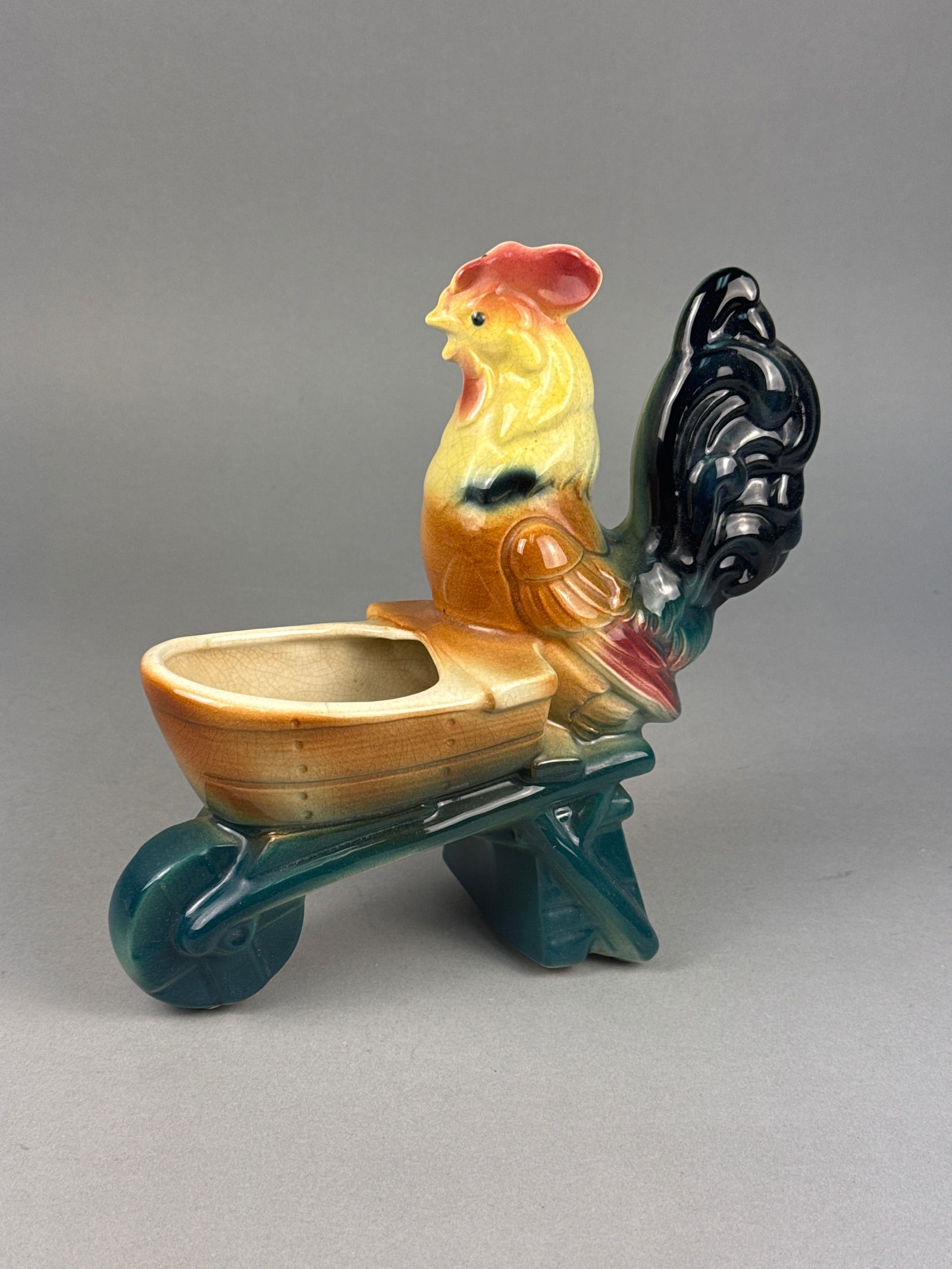 Royal Copley Rooster with Wheelbarrow Ceramic Planter (1 of 7)